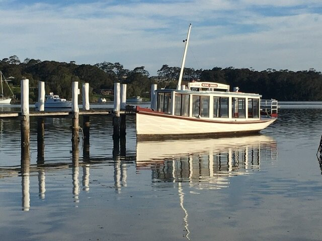 Wagonga Inlet Cruises景点图片