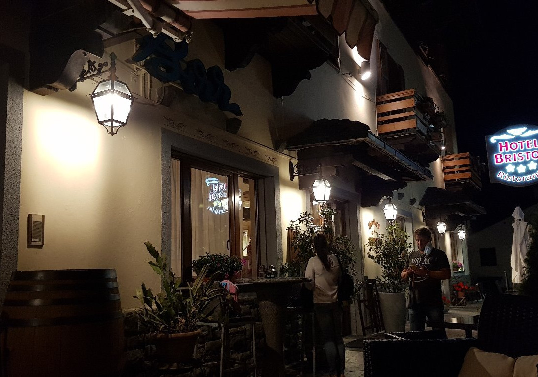 Hotel Bristol主图
