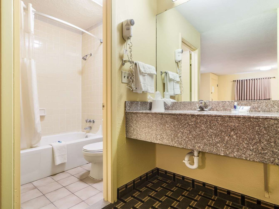 Rodeway Inn University District主图