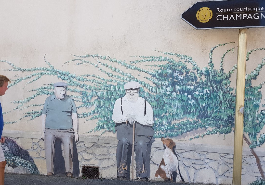 champagne didier Martinet-Sermiers必去景点