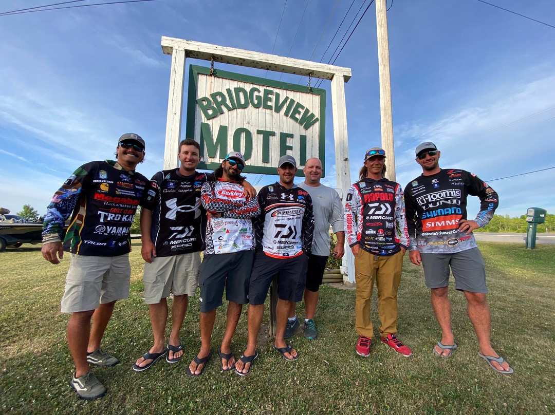 Bridgeview Motel主图