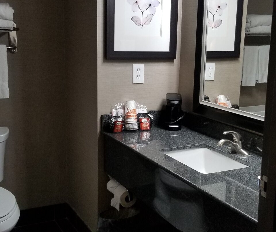 Comfort Inn & Suites I-10 Airport主图