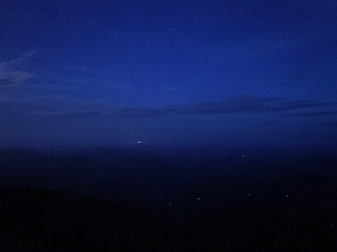 Black Wood Hotel & Bungalow主图