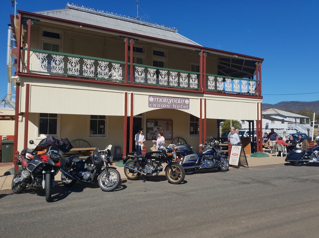 Maryvale Crown Hotel主图