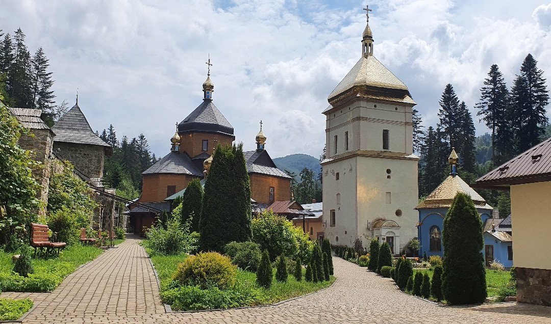 Manyava Cross Monastery-Manyava必去景点