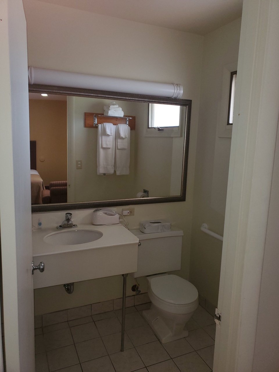 Budget Inn Farmington-portrait