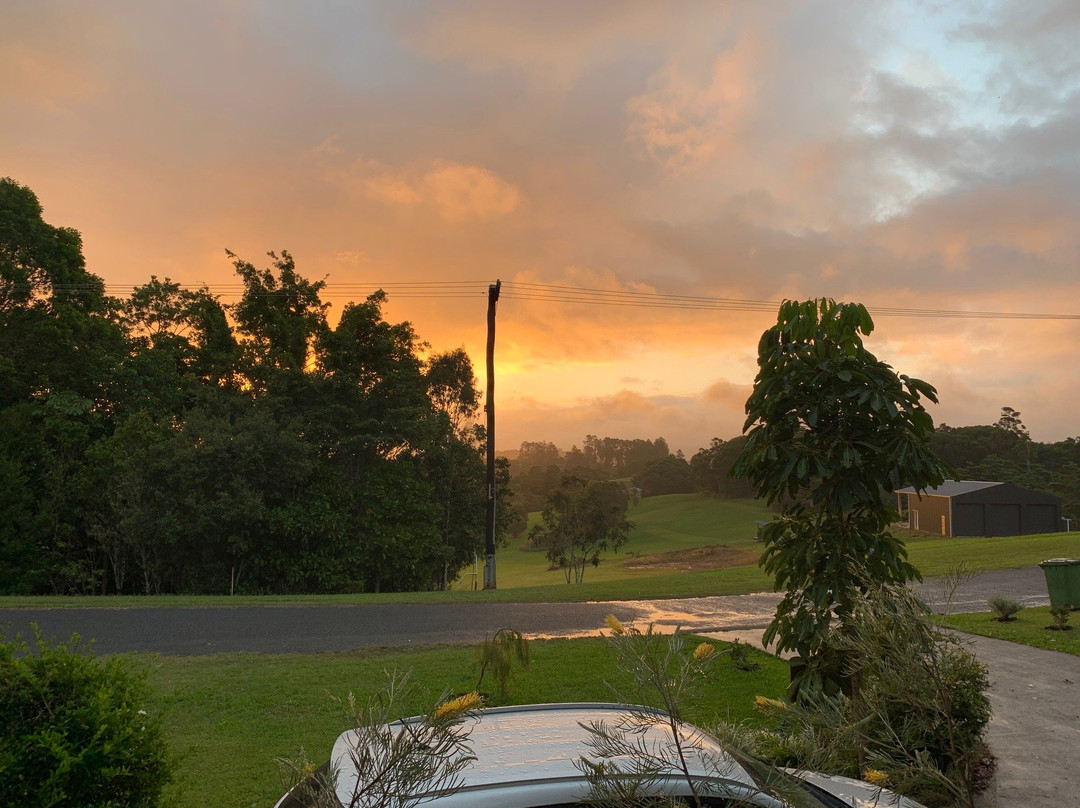 Tinaroo Sunset Retreat主图