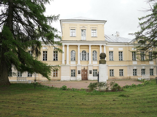 A.S. Pushkin Museum-Bernovo必去景点