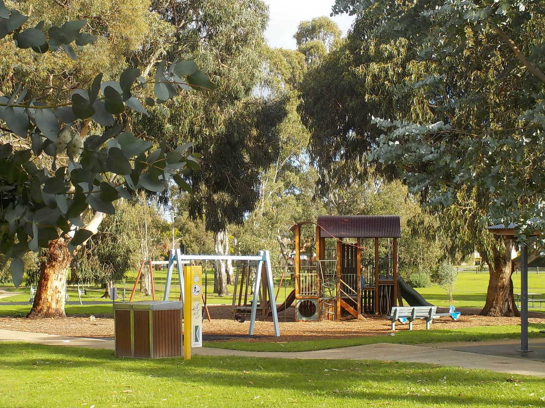 Namatjira Park景点图片