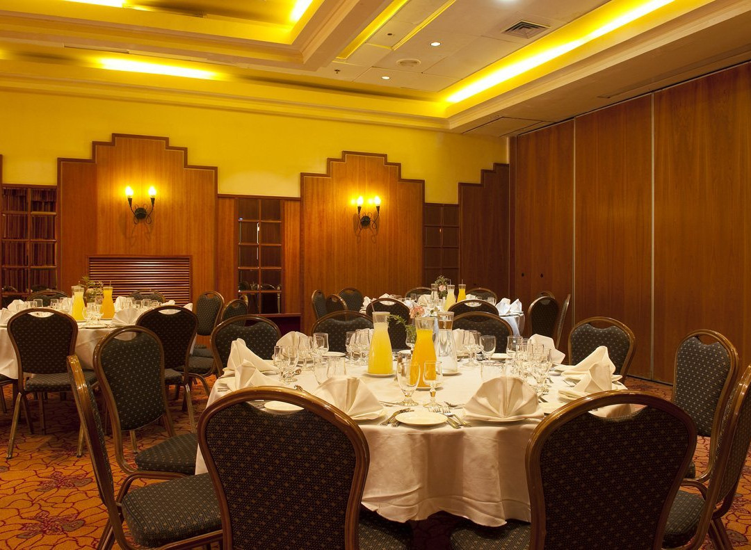 Shalom Hotel Jerusalem主图