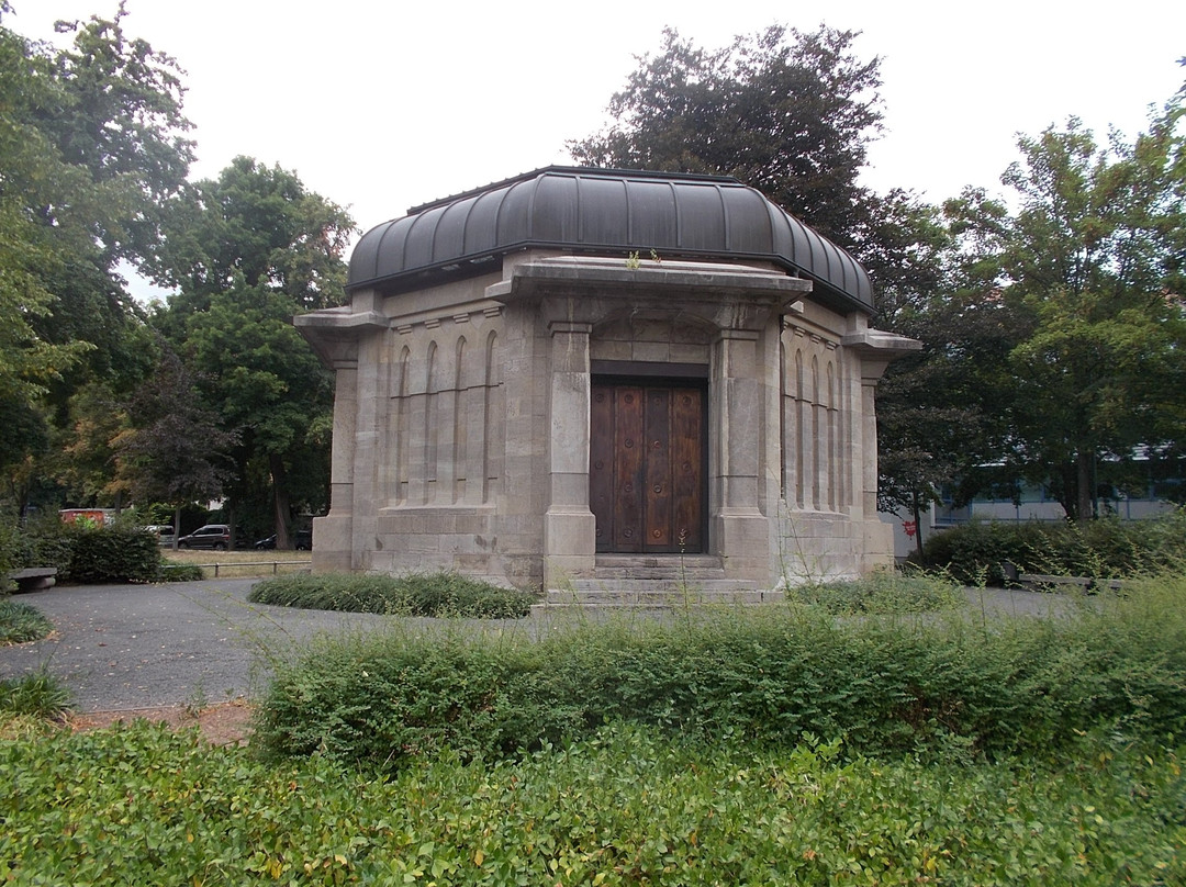 Ernst-Abbe-Denkmal景点图片