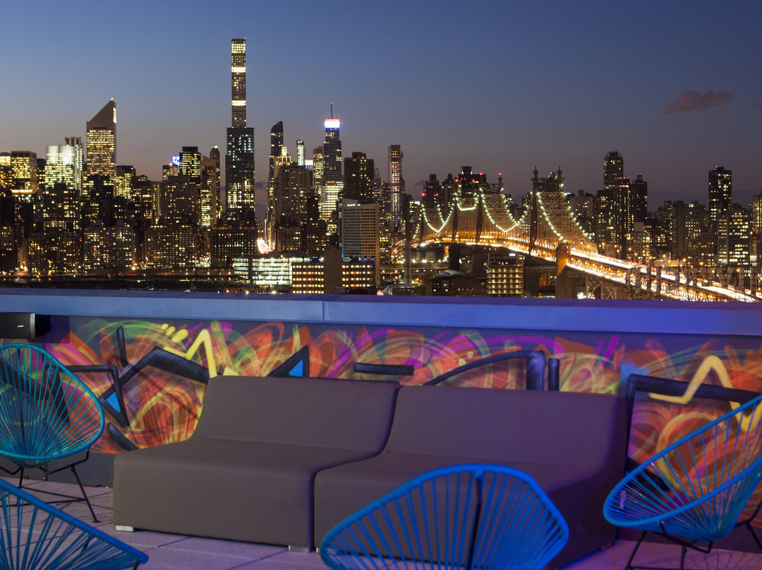 Aloft Long Island City-Manhattan View主图