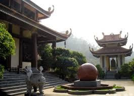 Yen Tu Buddhist Spring Festival-Uong Bi必去景点