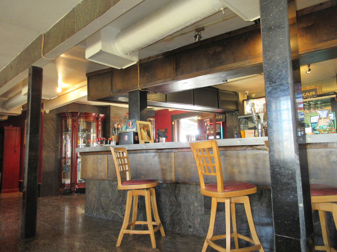 Havana Alley Cigar Shop and Lounge-盖维斯顿必去景点