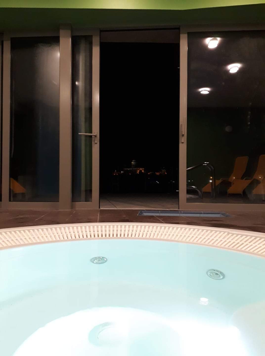 Wellness hotel Thermal-官方