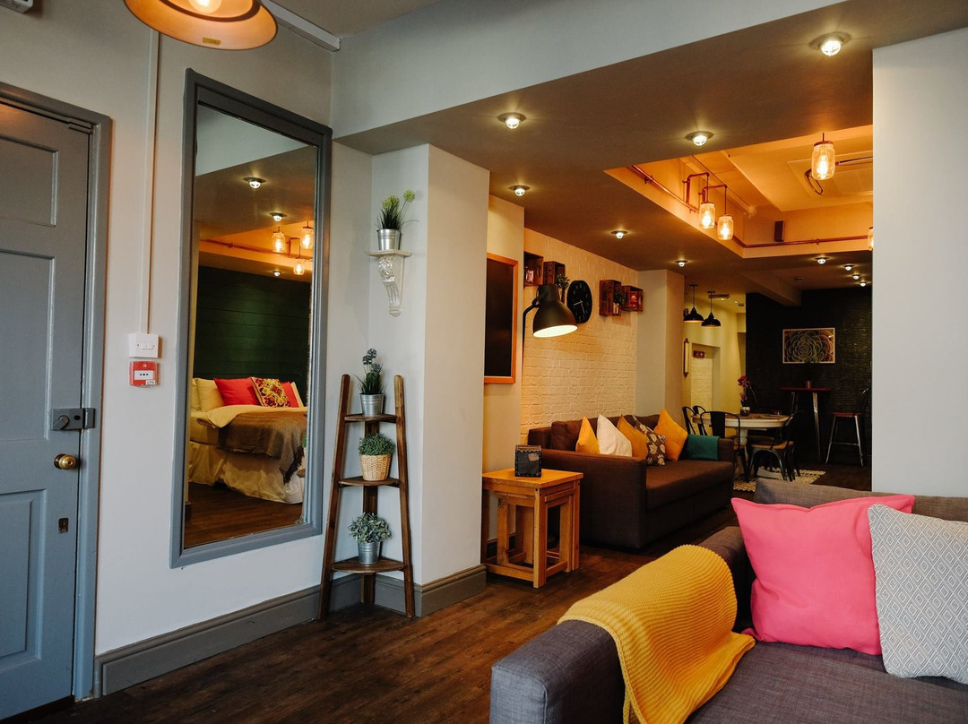 19 Mary Street主图