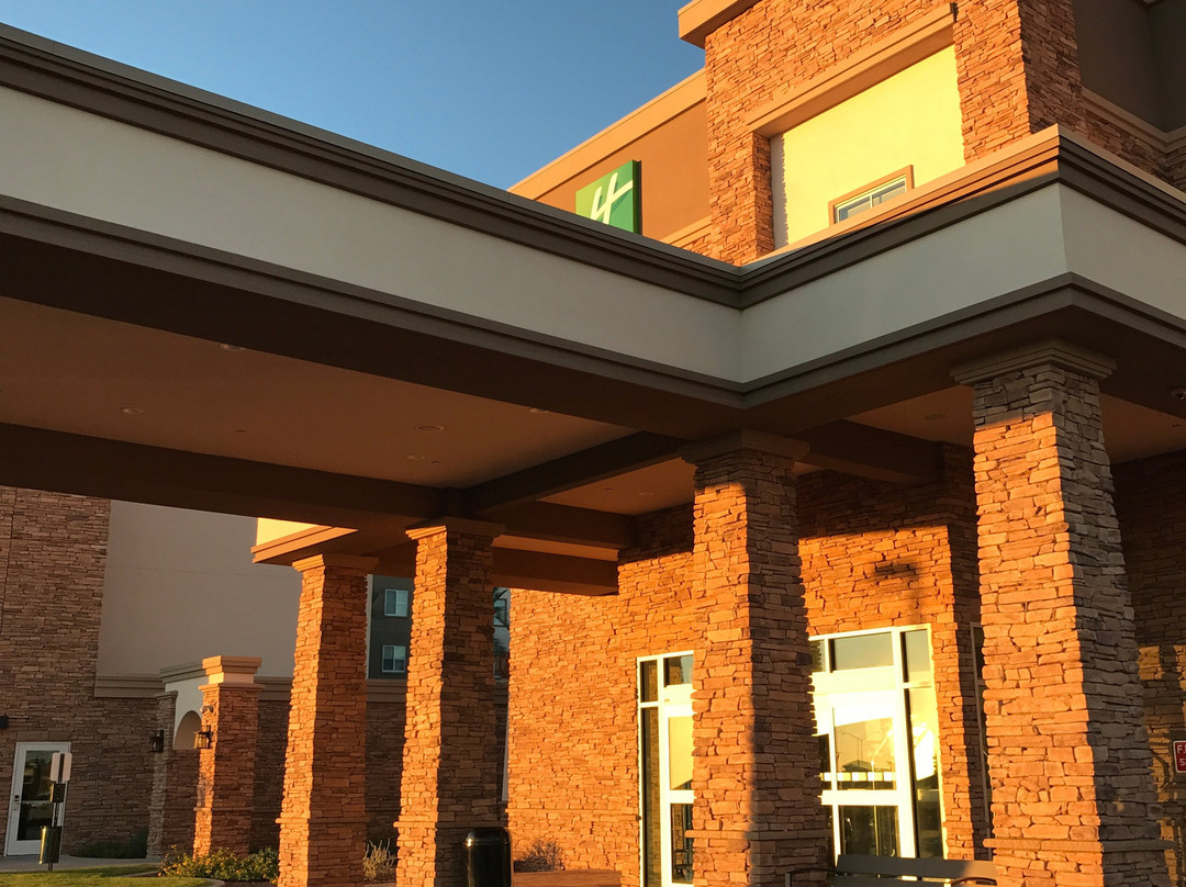 Holiday Inn Express & Suites Phoenix East - Gilbert by IHG主图