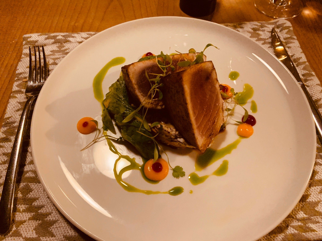 Russells on the Port主图