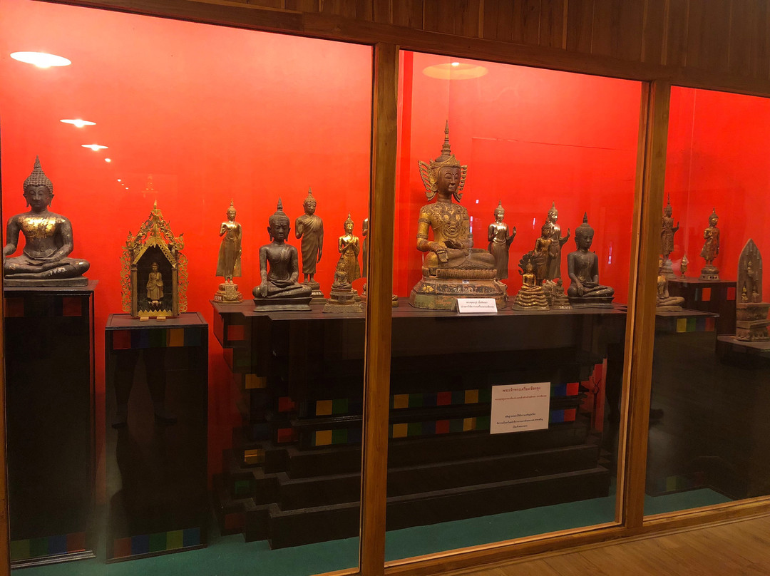 Wat Phrathat Si Don Kham景点图片