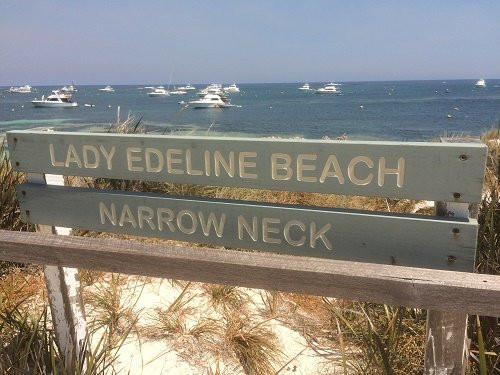 Lady Edeline Beach景点图片