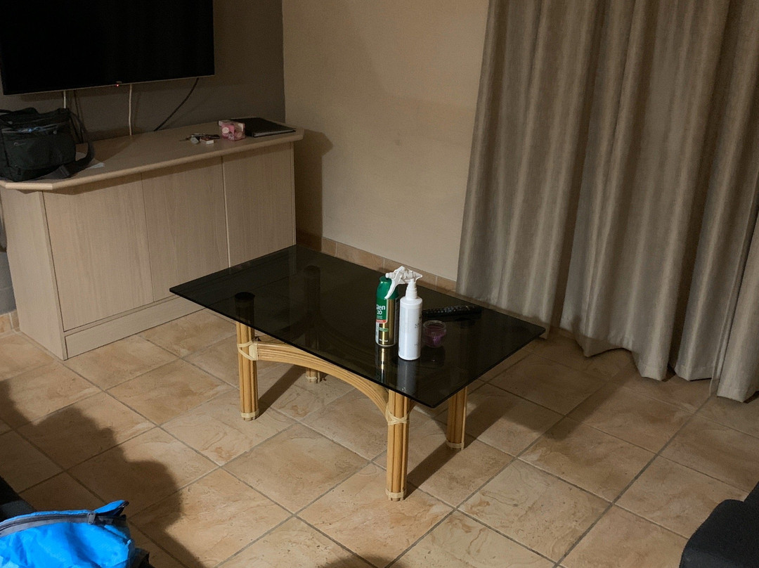 卡尔巴里棕榈海滩酒店主图