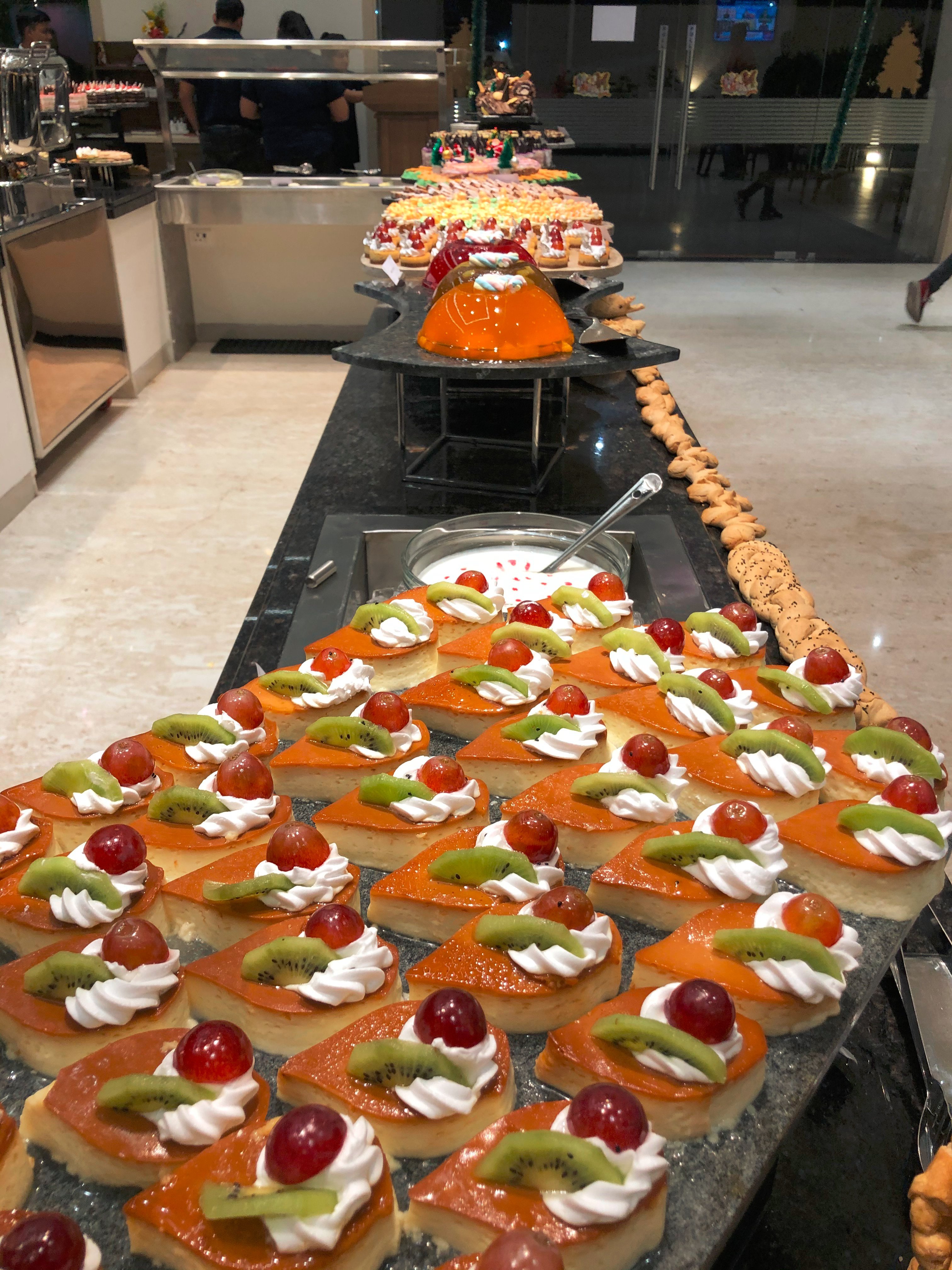 Ramada by Wyndham Gandhidham Shinay-餐饮