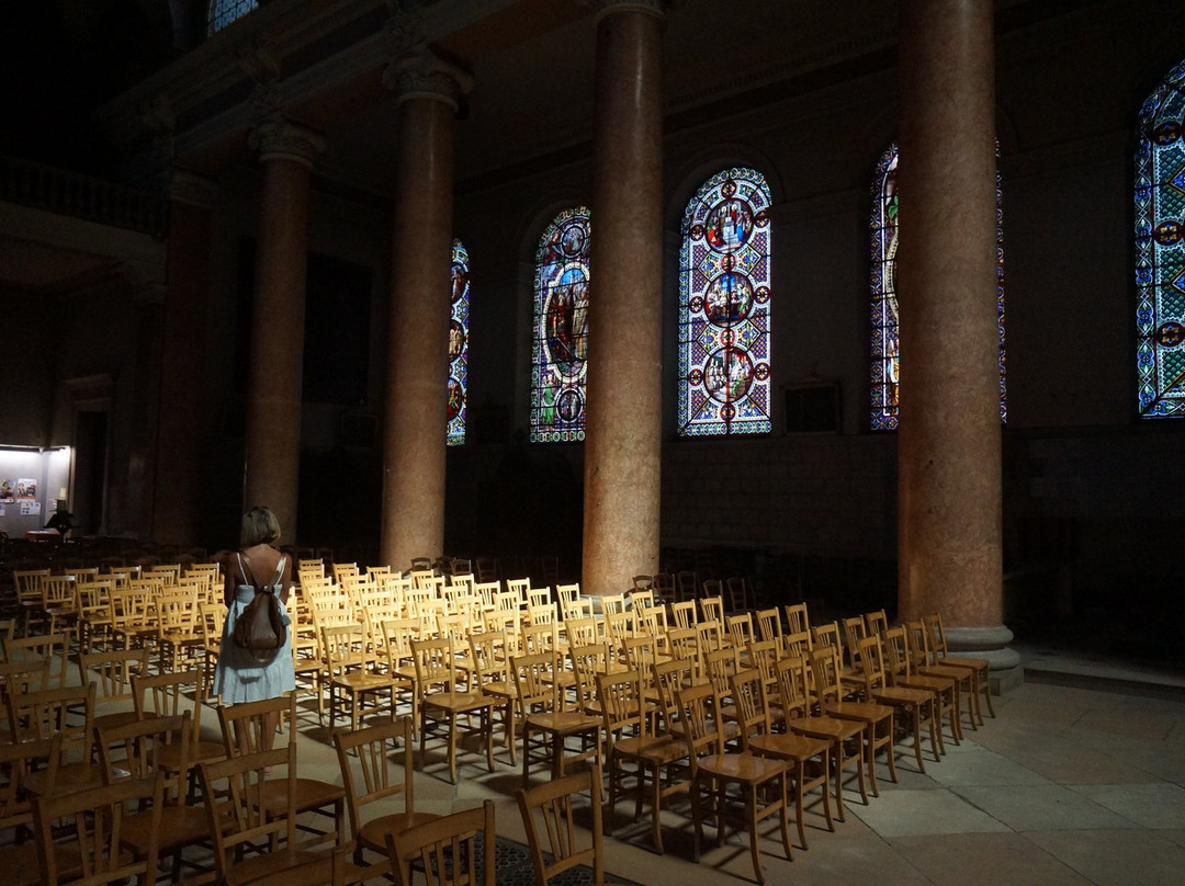 Eglise Cathedrale Saint-Vincent景点图片
