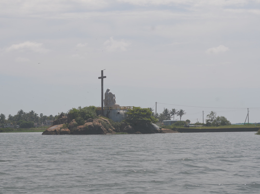 波瓦尔岛度假村主图