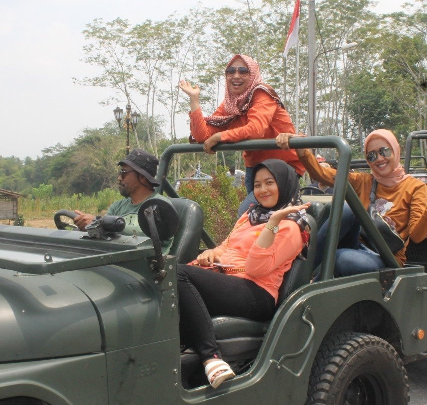 Balkondes & Homestay Majaksingi主图