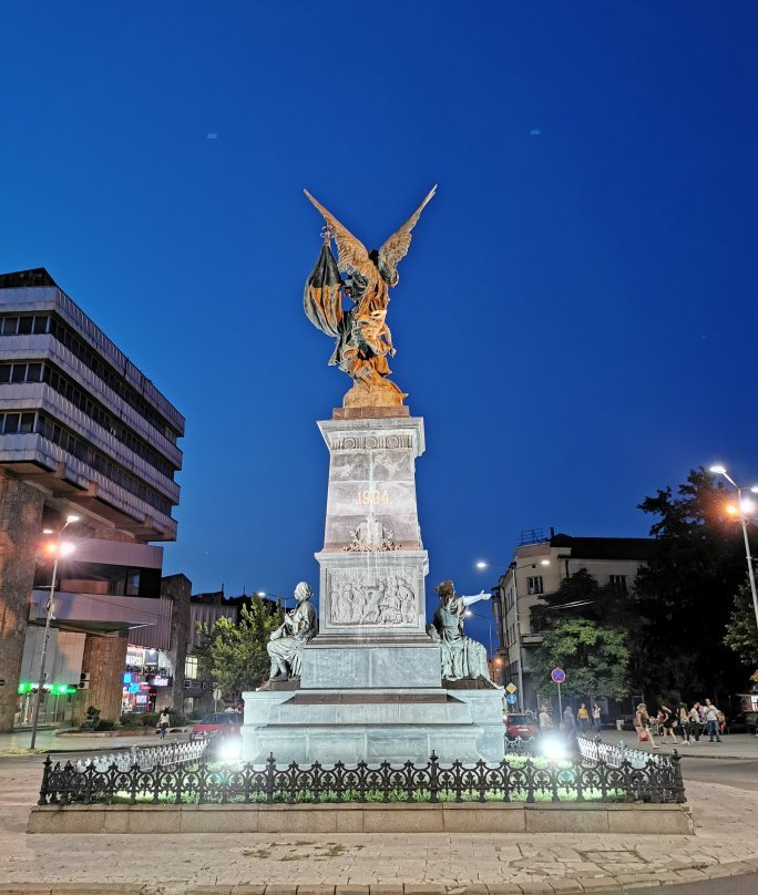 Monument to the Kosovo Heroes (Spomenik kosovskim junacima)景点图片