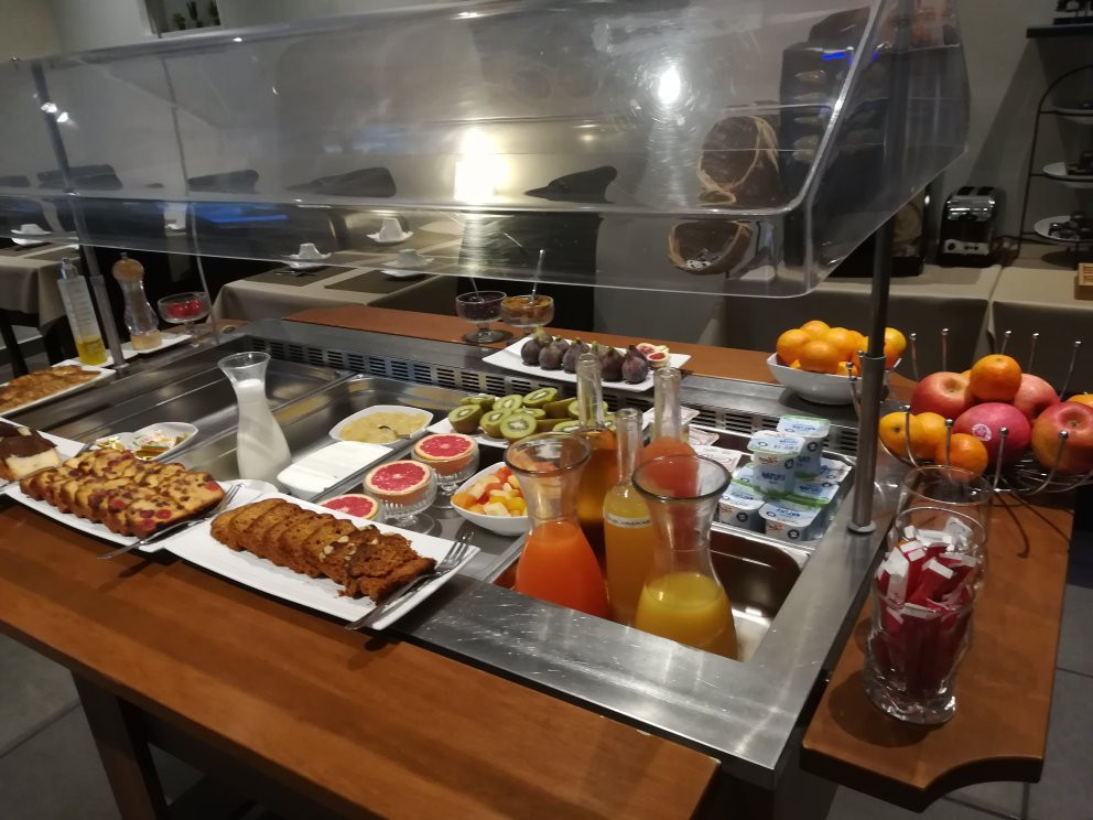 Hotel Restaurant Les Cedres主图