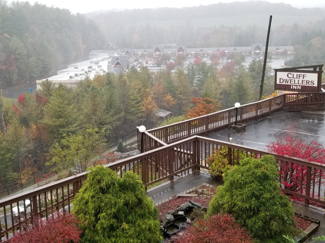 Cliff Dwellers Inn主图