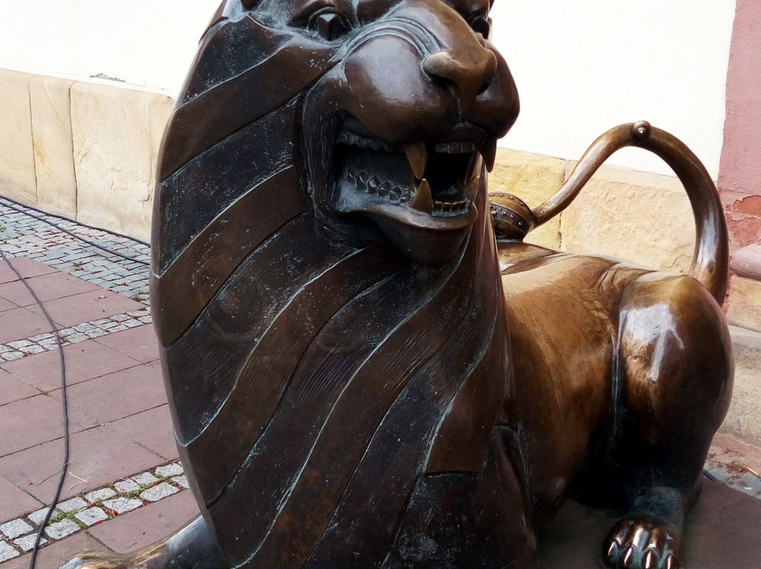 Historischer Marktplatz mit Marktbrunnen-Schorndorf必去景点