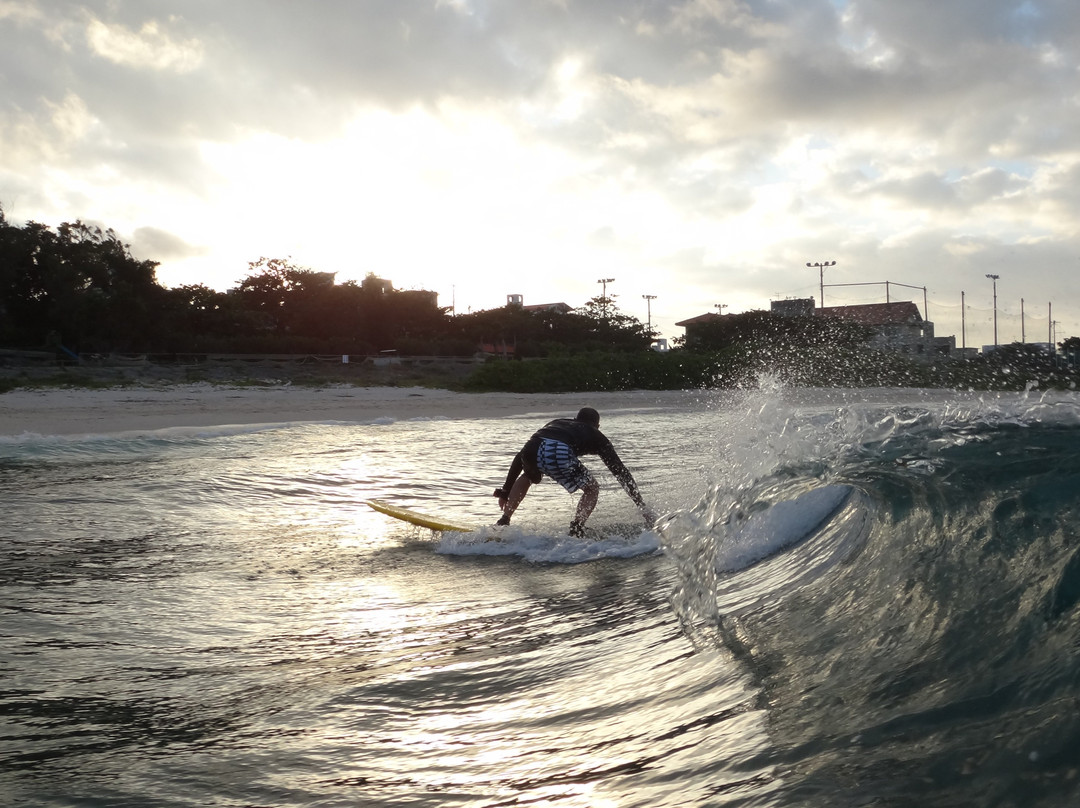 Happy Surfing Okinawa景点图片