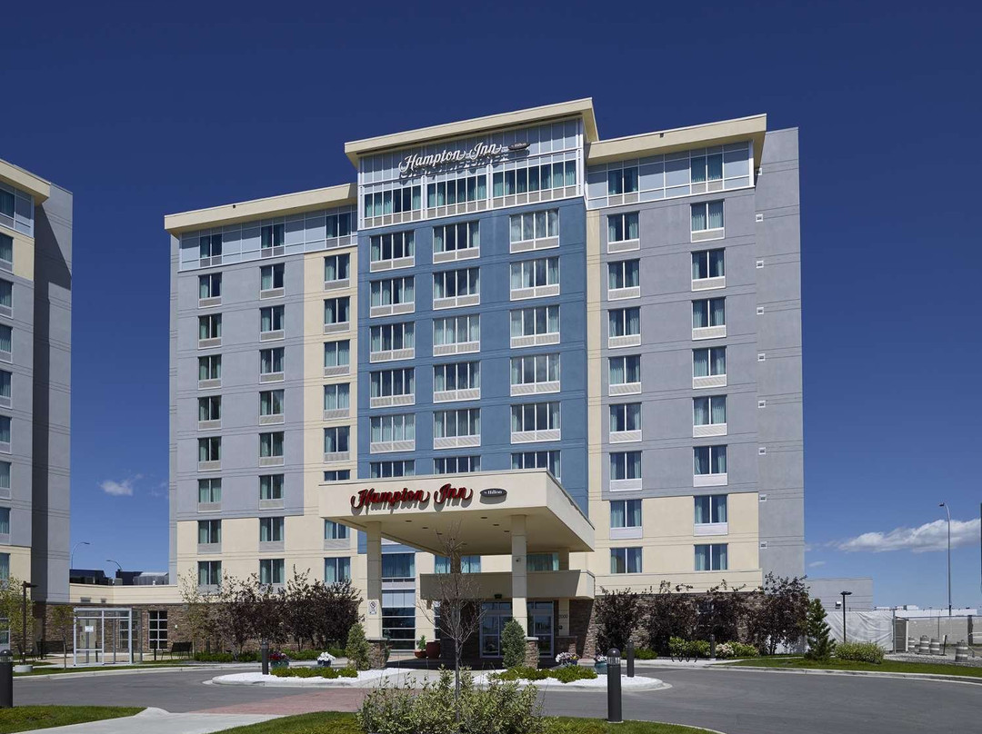 汉普顿希尔顿卡尔加里机场北酒店主图