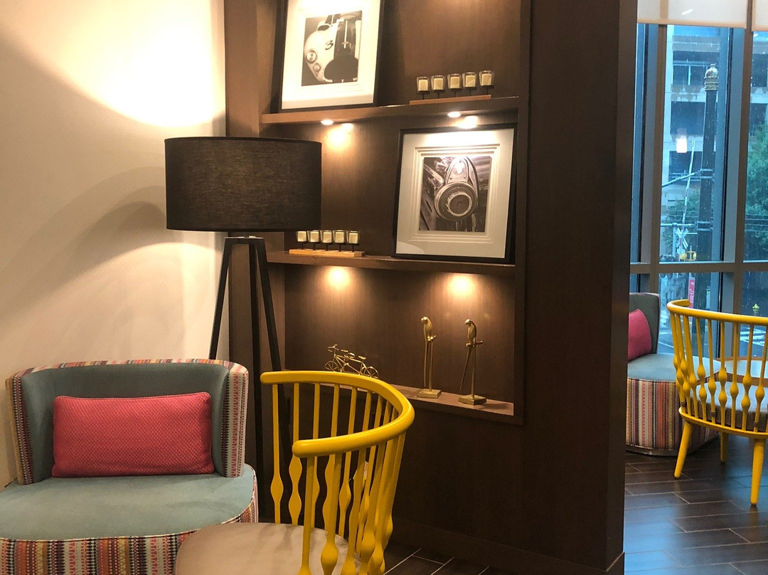 夏洛特上城SpringHill Suites酒店主图