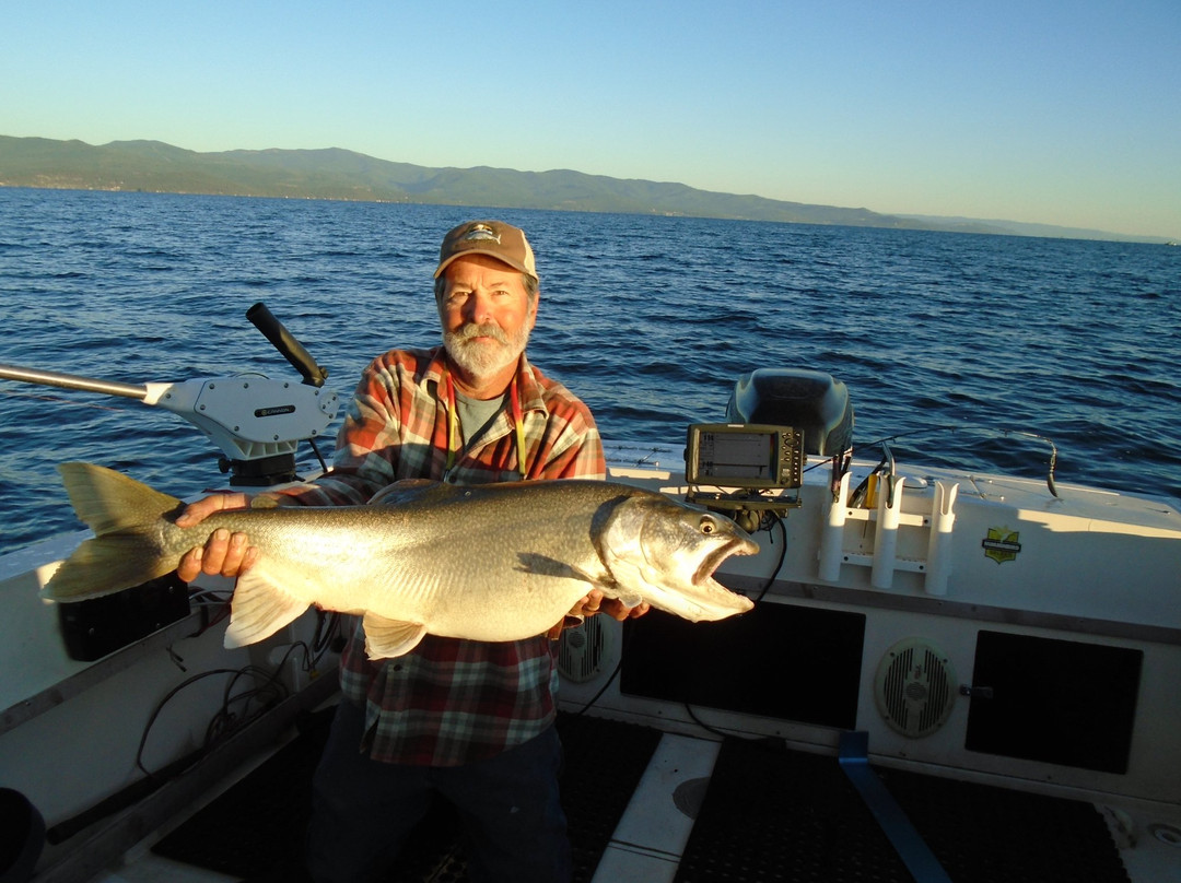 Flathead Lake Monster Charters-Bigfork必去景点