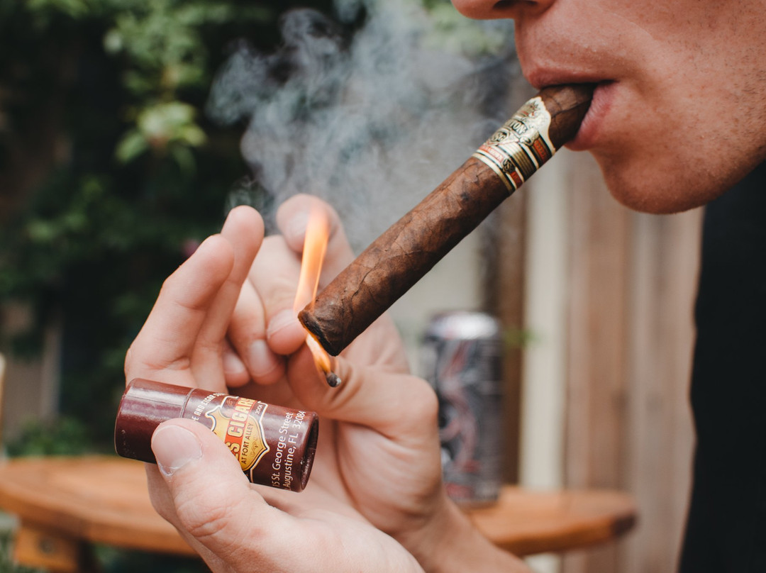 Stogies Cigars at Fort Alley景点图片
