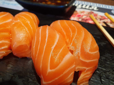 Palah centre-瓦尔纳必去景点