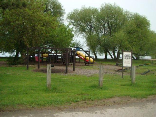 Washburn旅游景点-Thompson's West End Park