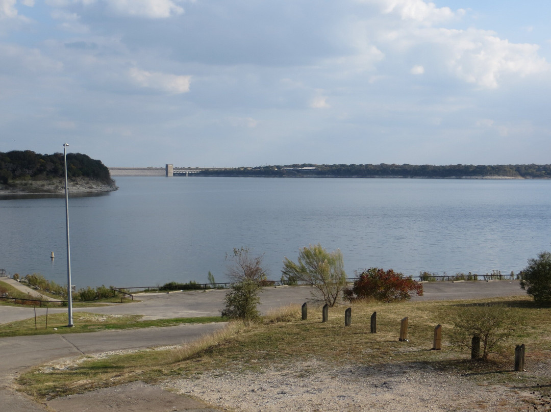Arrowhead Point Park