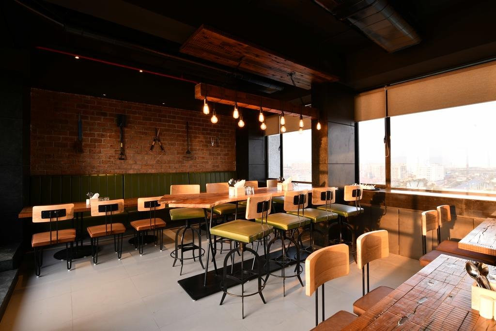 Krishna Palace Hotel主图