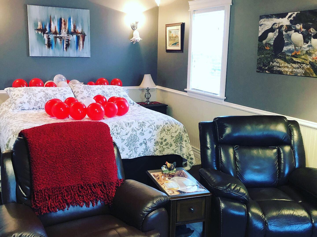 Puffins Landing Tourist Home主图