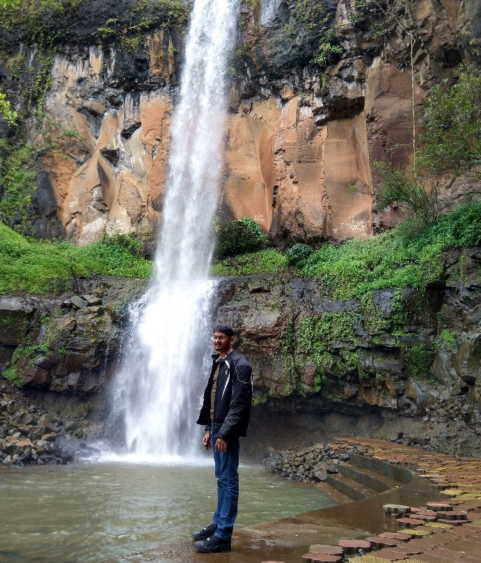Rautwadi Waterfall景点图片