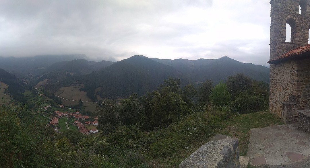 Monasterio de Santo Toribio de Liebana景点图片