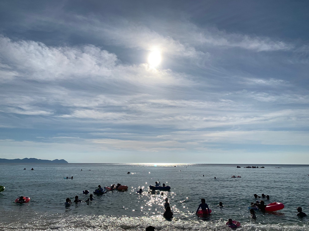 Takenami Beach景点图片