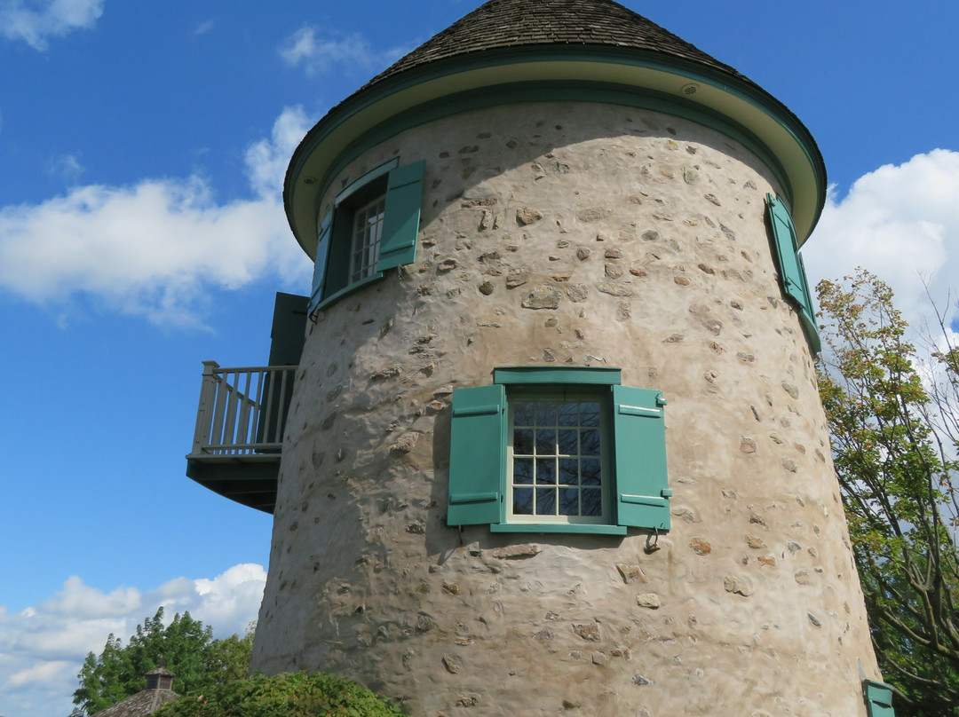 Moulin Banal-Vercheres必去景点