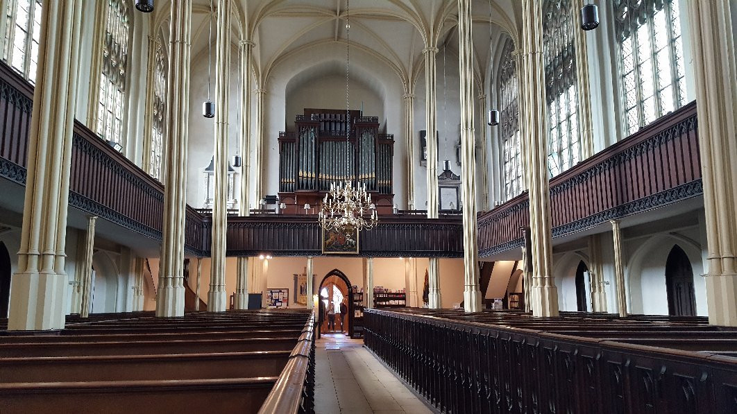 St Mary The Virgin Church-泰特伯里必去景点