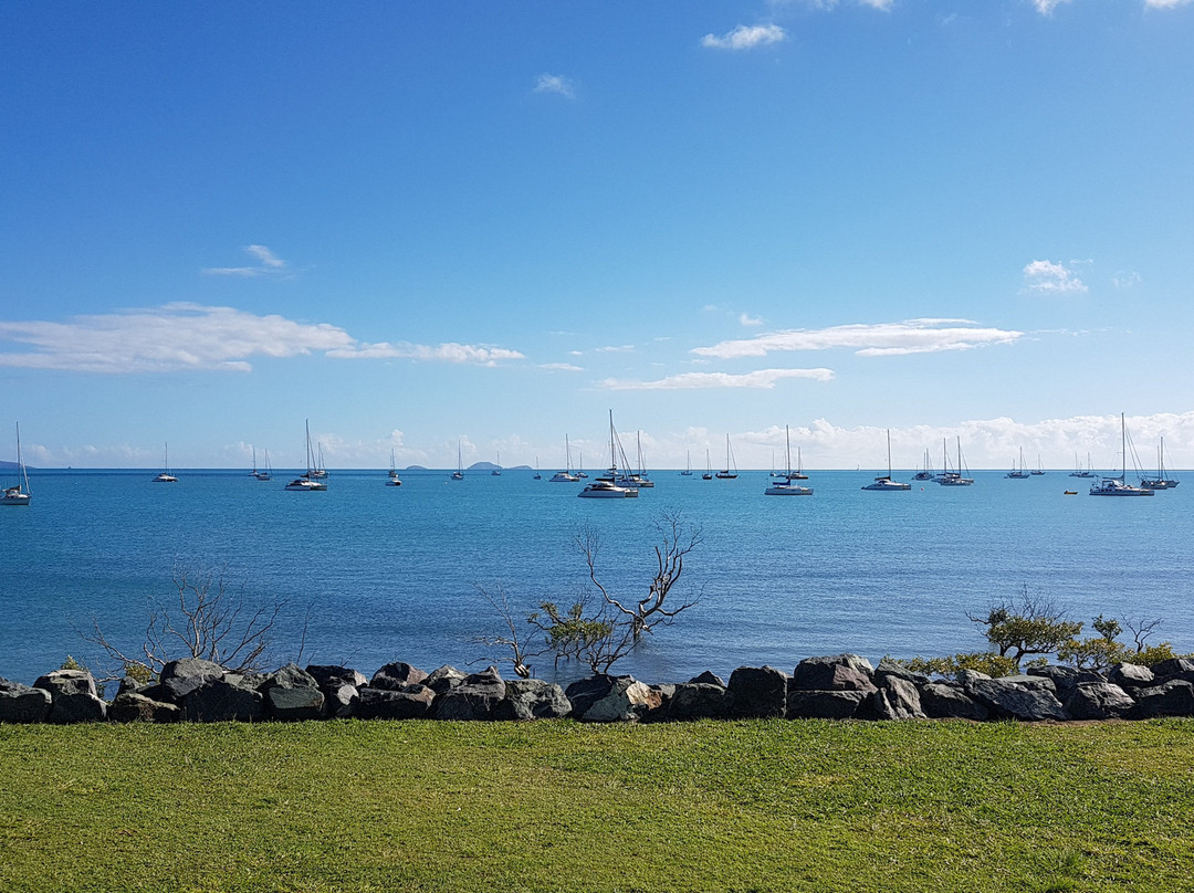 艾尔利滨海家庭式酒店主图