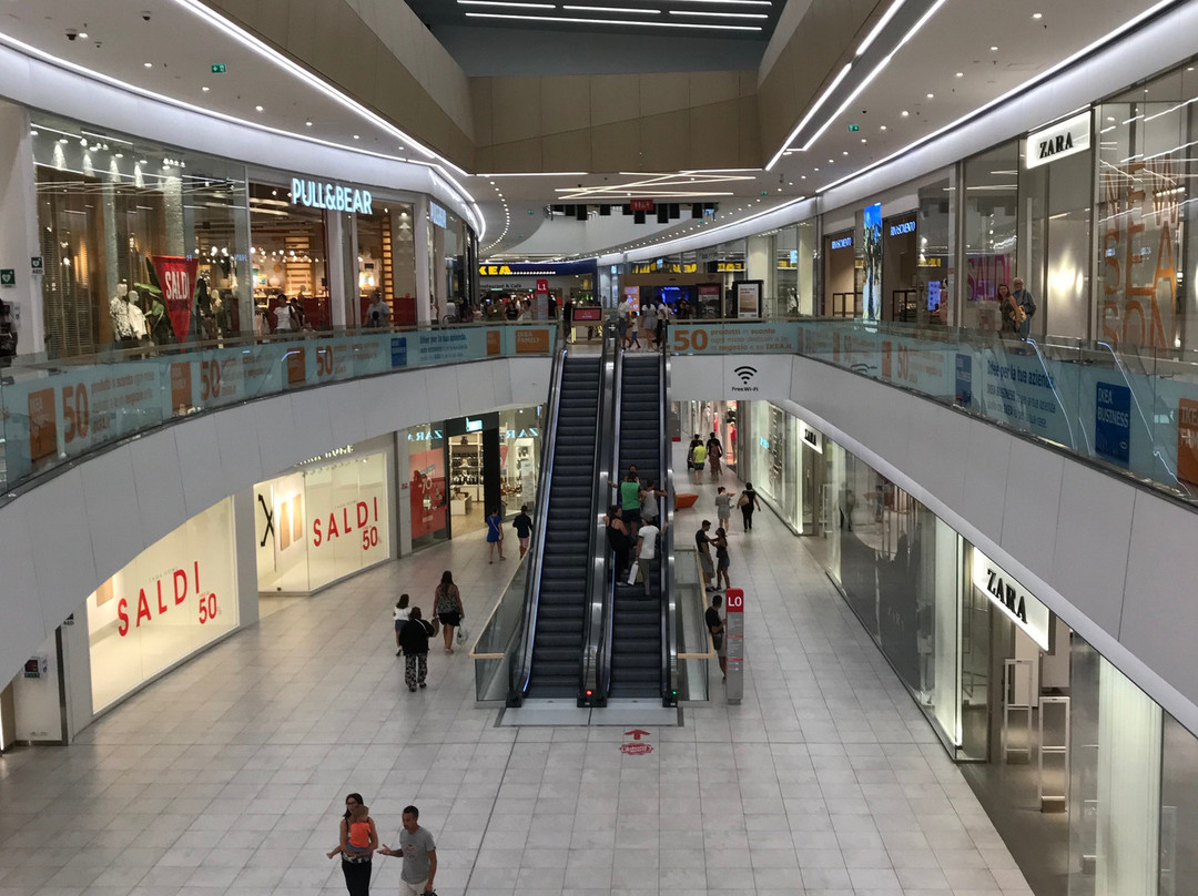 ELNÒS Shopping景点图片